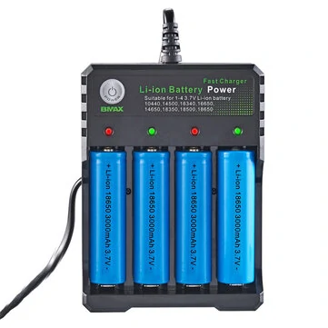 BMAX 4 Slot 18650/14500/16650/16340 Li-ion Battery Charger EU Plug AC Plug Portable Charger