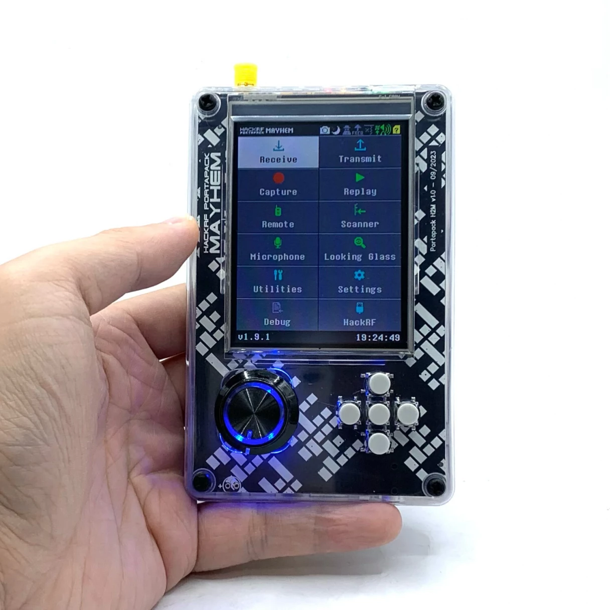 PortaPack H2 Signature Edition HackRF One 1MHz to 6GHz SDR withMayhem Firmware GPS Simulation Support & Built-in Microphone High Performance HackRF Device with Top Accuracy TCXO Crystal Oscillator