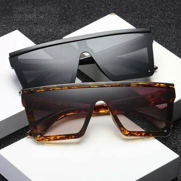 Oversized Sunglasses Women Big Frame Square Flat Top Rivet Gradient Lens Sun Glasses Female Men Vintage Mirror Shades UV400
