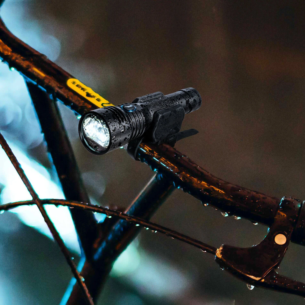 Lumintop B01 900LM 216m USB Rechargeable Bike Light Anti Glare Bicycle Headlight 21700 Flashlight Outdoor Torch Light