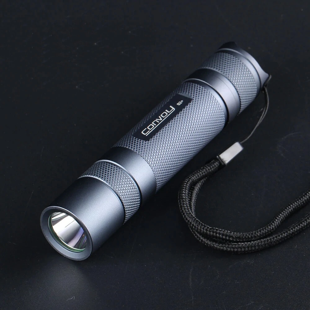 Convoy S2+ SST40 1800lm 12-group Modes 18650 Flashlight 5000K 6500K Temperature Protection Management Mini LED Torch