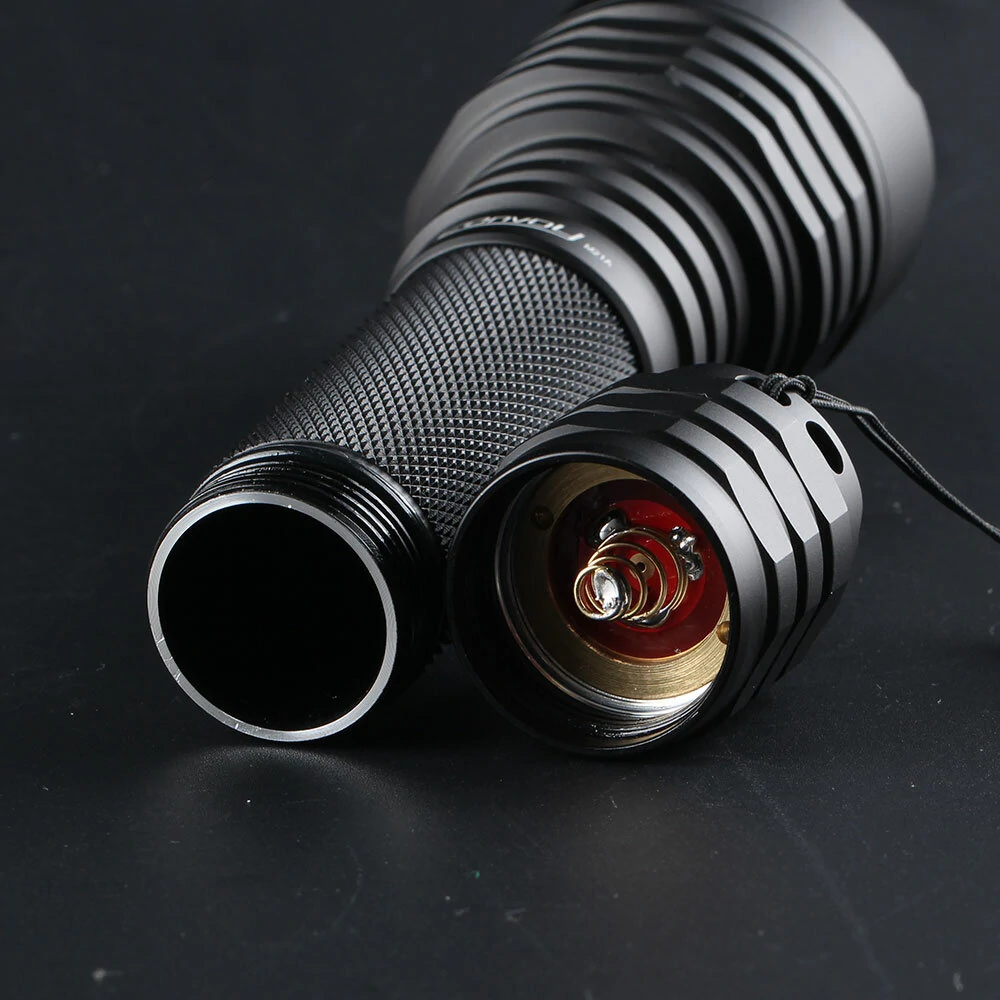 Convoy M21A SST40 2300lm 6500K 21700 18650 Flashlight White Tint LED Torch
