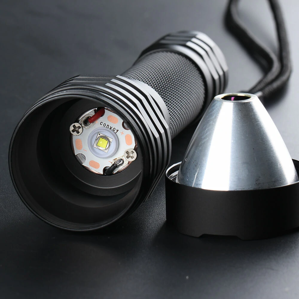 Convoy M21A SST40 2300lm 6500K 21700 18650 Flashlight White Tint LED Torch