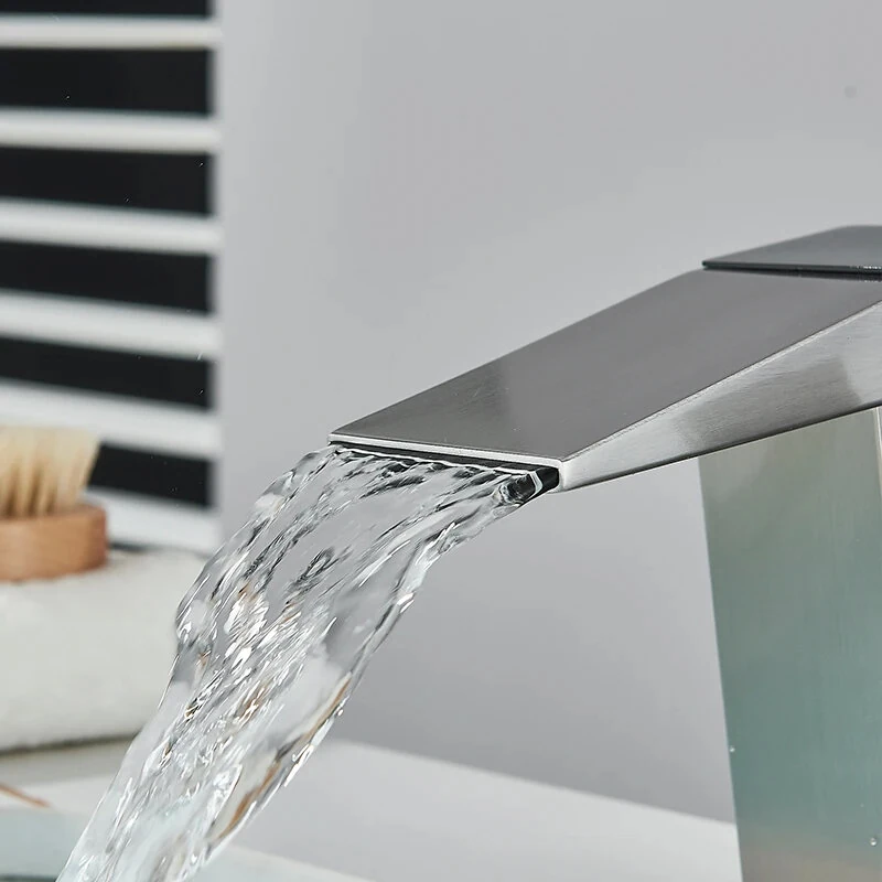 Smart LED Digital Temperature Display Bathroom Faucet Hot Cold Water Basin Sink Washbasin Waterfall Taps Deck Mixers