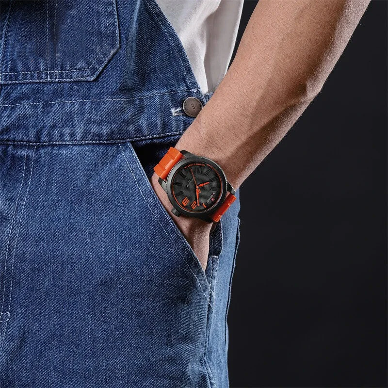 NAVIFORCE Men Sport Watch TPU Strap Simple Dial Quartz Wristwatch Waterproof Watch