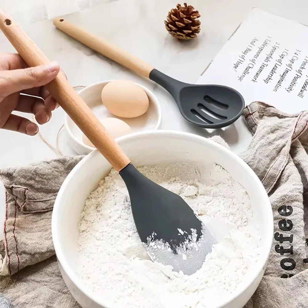 12PCS Food Grade Silicone Kitchenware Cutlery Turner Spatula Measuring Spoon Practical Cooking Tools Kitchen Cutlery Set