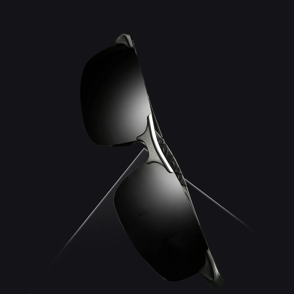 Classic Men Polarized Sunglasses Lightweight UV400 Protection Anti-Glare Sun Eyewear Glasses for Outdoor Climbing Fishing Travel