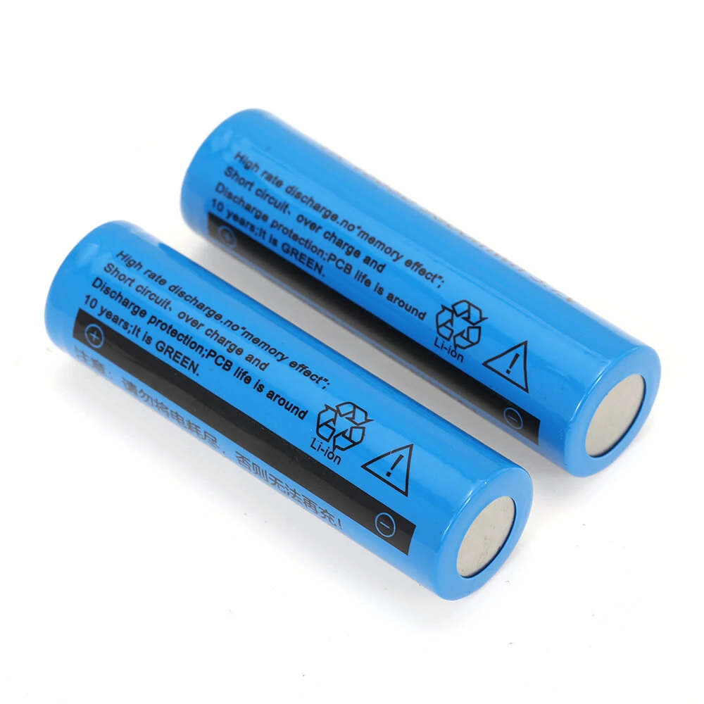 2PCS 3.7V  3000mAh 18650 Rechargeable Li-ion Battery